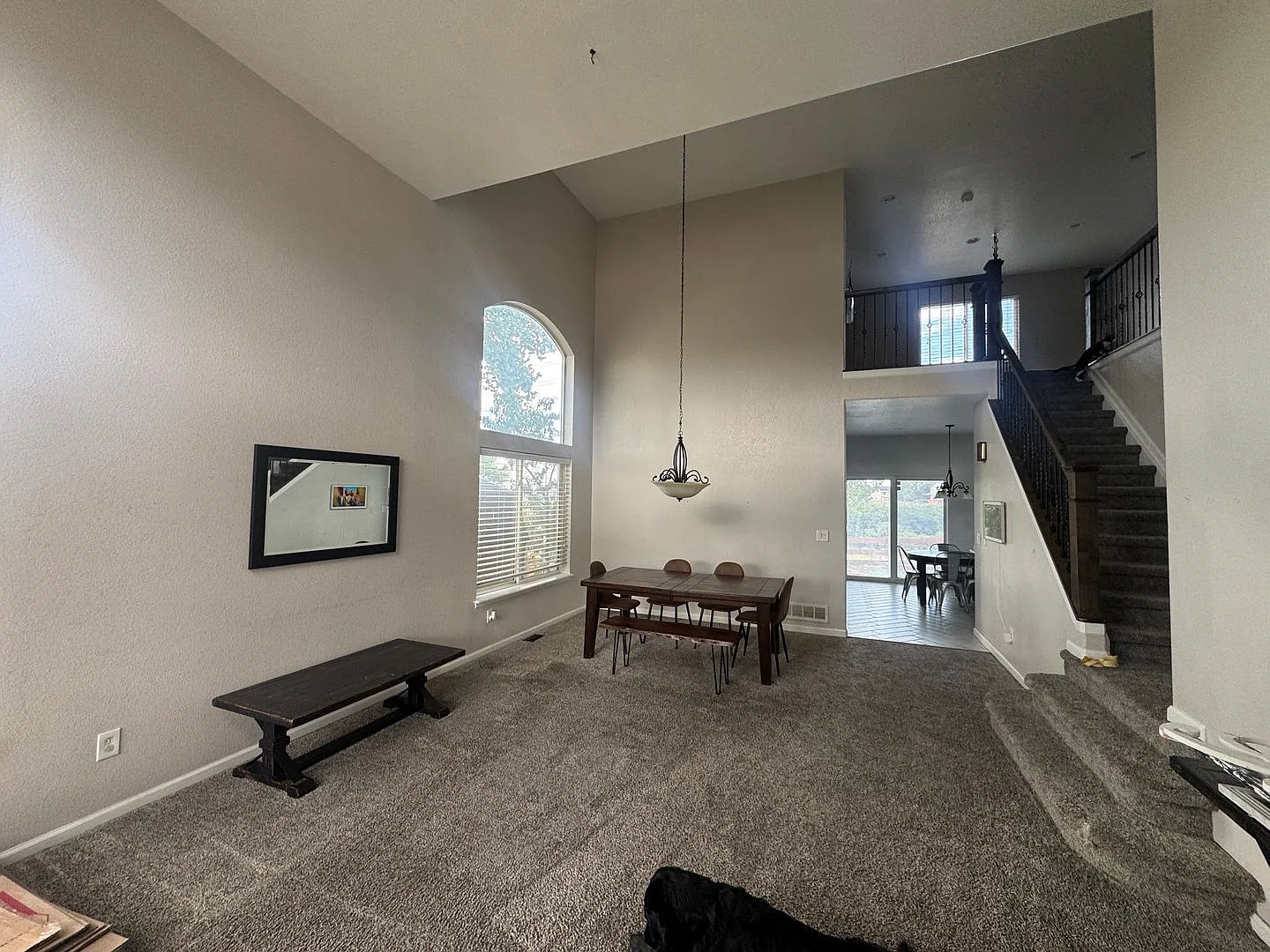 Large 4 bedroom home in Founders Village — Photo 3
