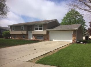 213 Edwards Dr, Normal, IL 61761