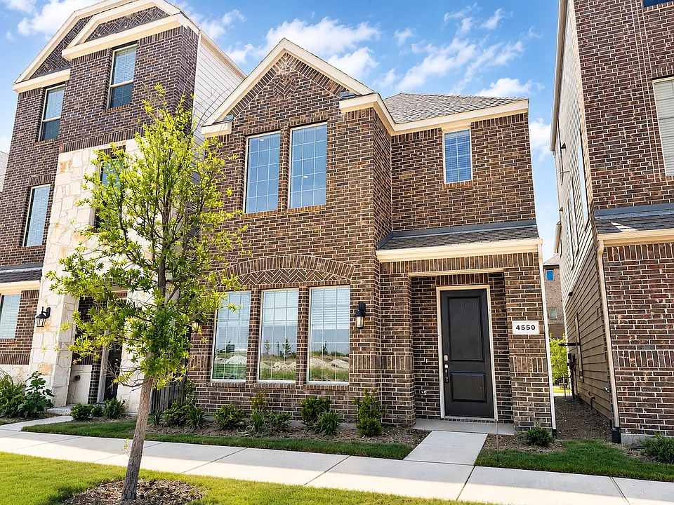 4550 Community Ct