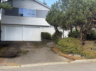 10406 NE 194th St, Bothell, WA 98011