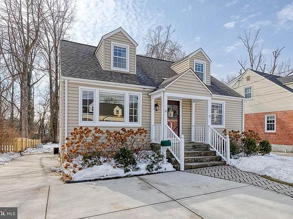 2nd image of 611 Goucher Ave