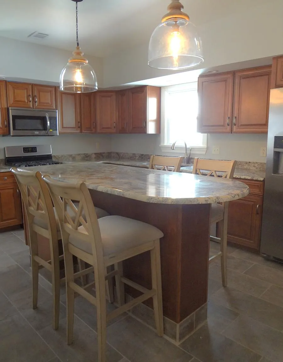 2 bed, $1,385 — Photo 3