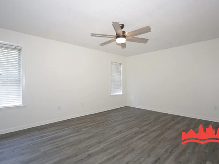 8241 Misty Meadows Ln — Photo 13