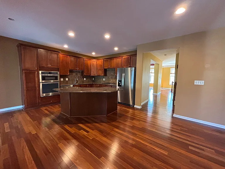 25570 Creekmore Ter — Photo 7
