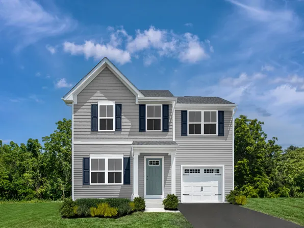 1533 Alfalfa Cres, Farmington, NY 14425