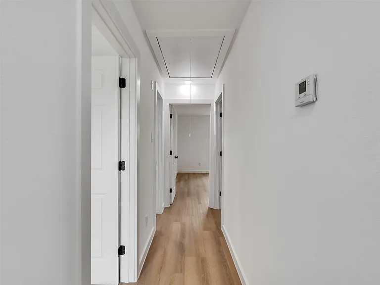 8102 Crestview #B — Photo 21