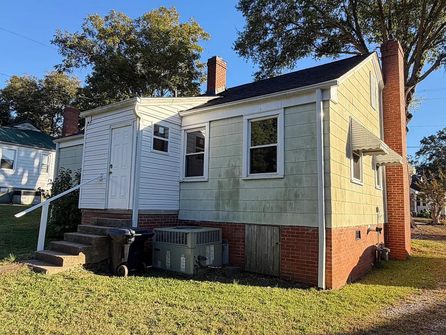2 bed, 986 sqft, $1,600 — Photo 3
