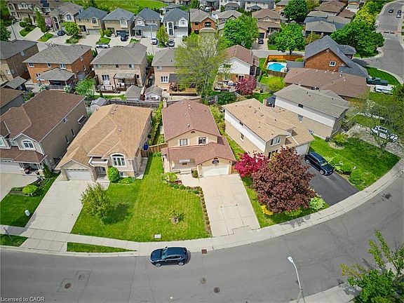 3rd image of 459 Dicenzo Dr