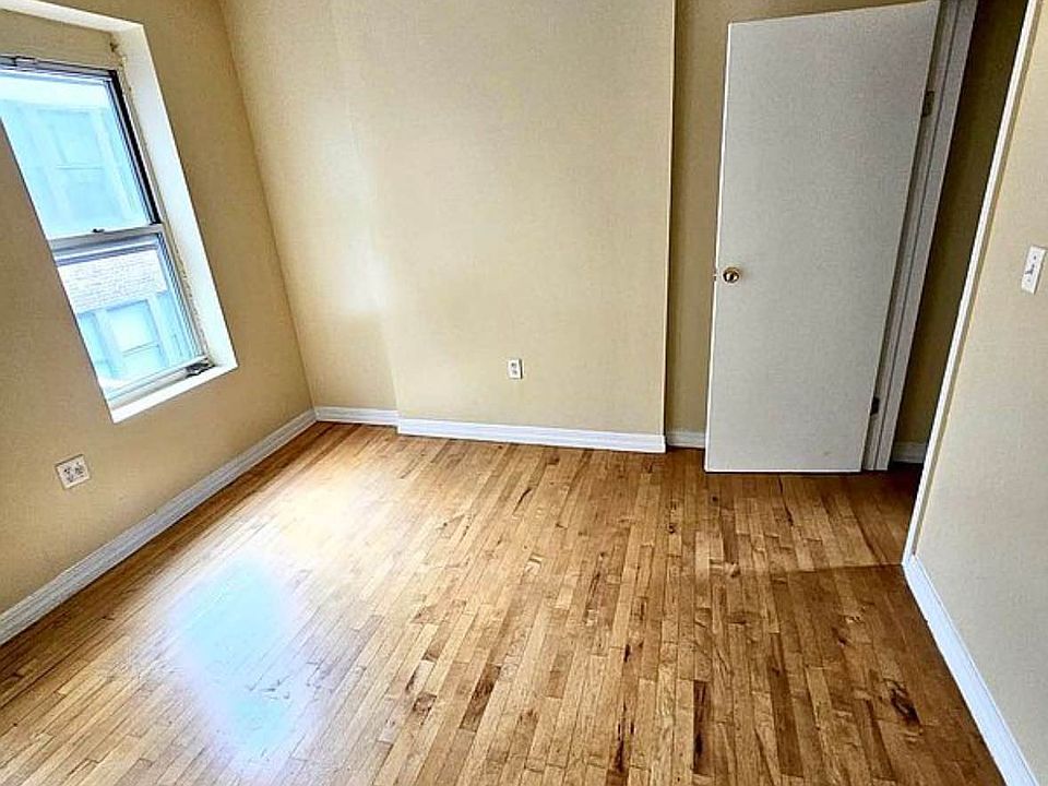 2nd image of 1461 Amsterdam Ave APT 2C