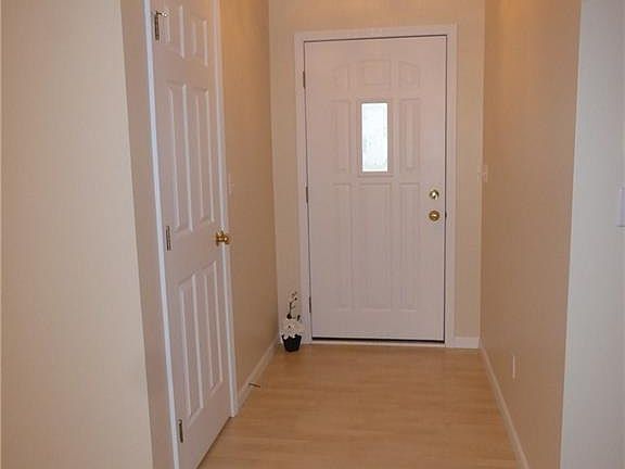 3rd image of 137 Jordan Dr