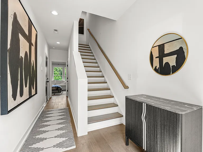 2707 Parkway Ave — Photo 3