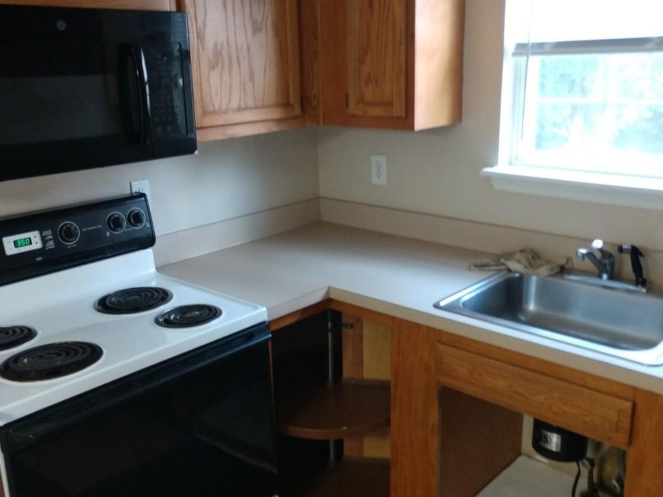 1st image of 2824 Hanna Pl
