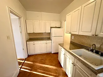Rented by LRGNY Group, Inc.