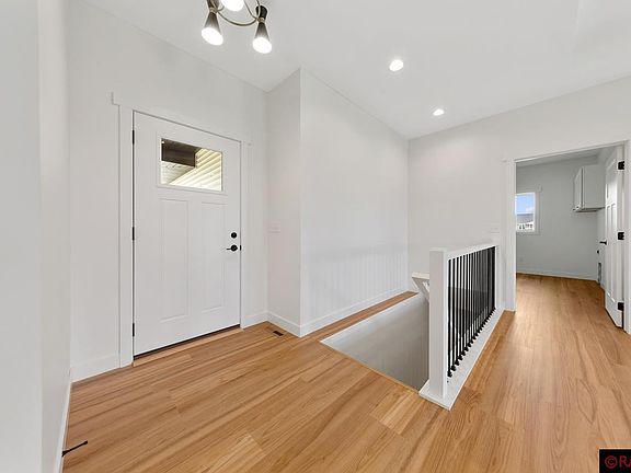 3rd image of 112 Peregrine Ave
