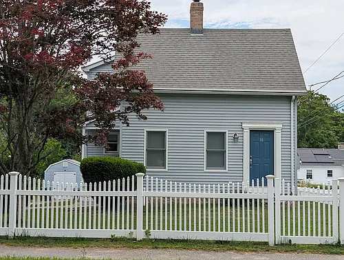 10 Shore Rd Photo 1
