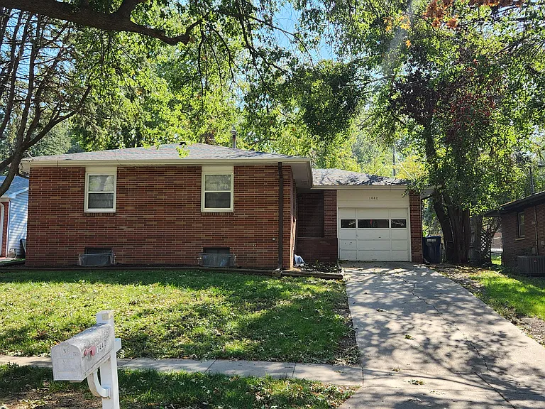 1440 Meadow Dale Dr — Photo 1