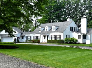 7730 Old Mill Rd, Gates Mills, OH 44040