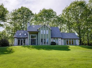 11 Birchstone Hill Rd, Rush, NY 14543