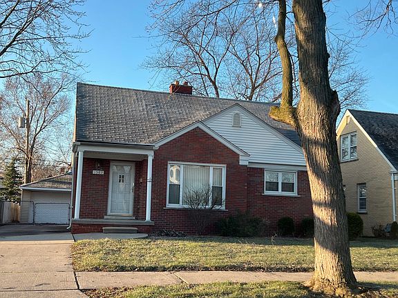 3rd image of 1589 Winchester Ave