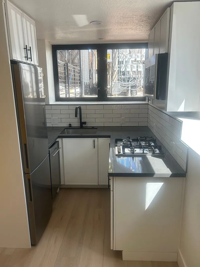 Building Photo - 2874 16th Street