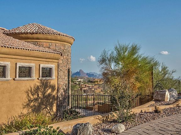 5th image of 10937 N Arista Ln