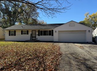 6206 Riggs Rd, Mission, KS 66202