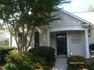 9 Brookway Dr, Greensboro, NC 27410