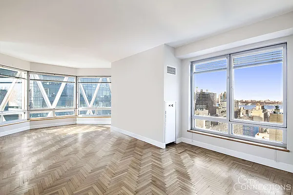 Rented by City Connections Realty | media 19