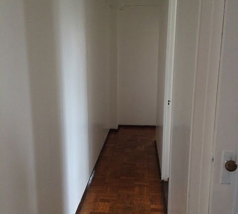 Hallway to bedrooms