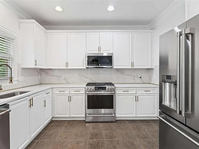 1711 Summit Glen Ln — Photo 6