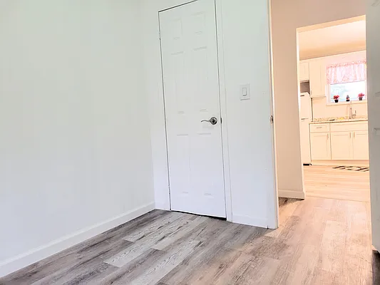 Rented by Virtual Real Estate | media 12