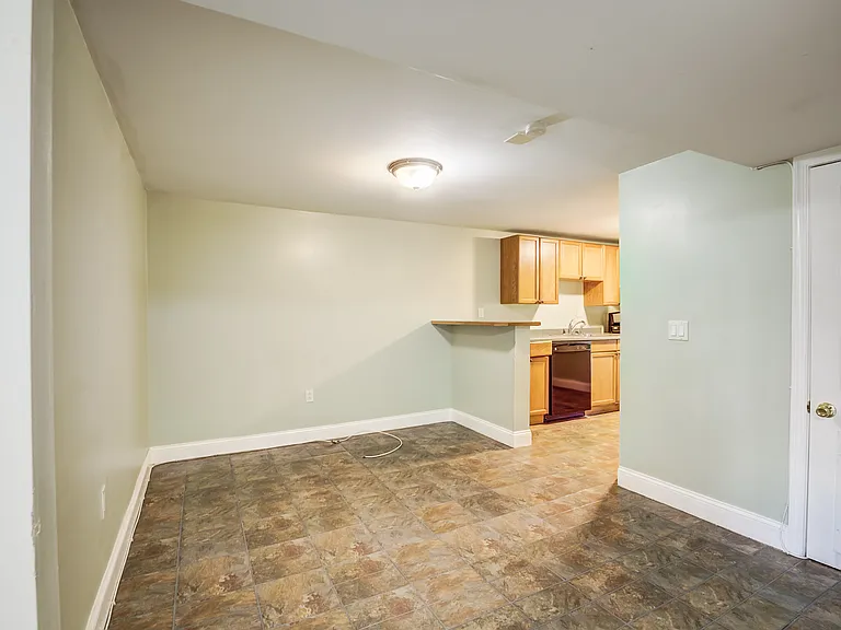 4008 Illinois Ave NW #B — Photo 5