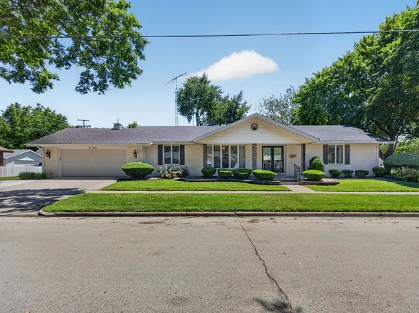 413 Price St, Morris, IL 60450