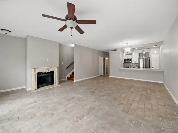 346 Wilcrest Dr #346, Houston, TX 77042