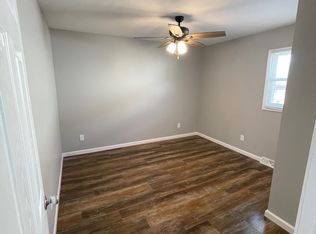 403 S Main St #B, Chatham, IL 62629
