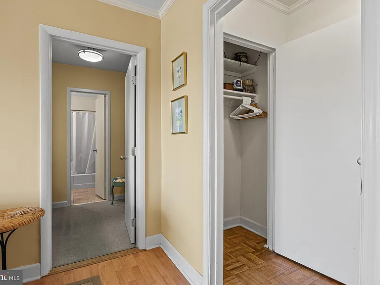 1021 Arlington Blvd #824 — Photo 12
