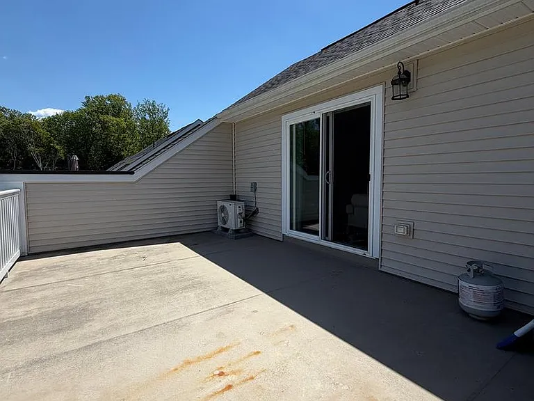 10802 Foxtrot Cir — Photo 19