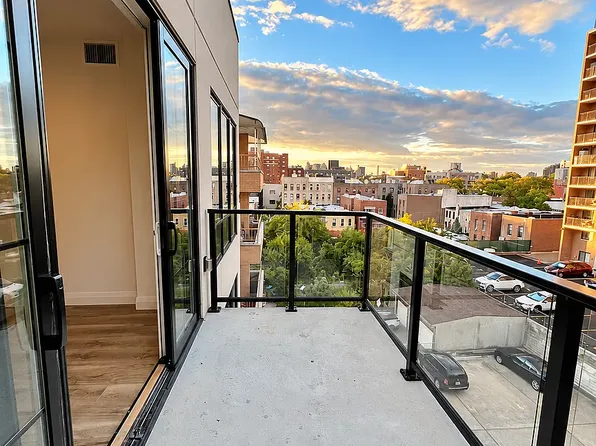 23-29 30th Dr #Penthouse R, Astoria, NY 11102