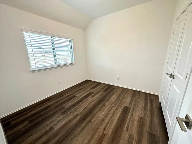 31900 Retama Ranch Ln — Photo 8
