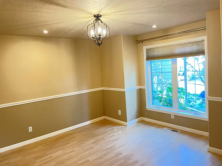 2835 Eastlake Dr SE — Photo 10