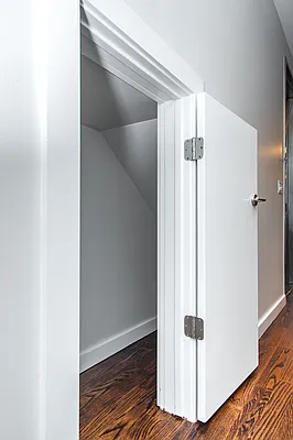 Rented by Nooklyn NYC LLC | media 56