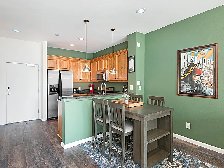 445 Island Ave #423 — Photo 2