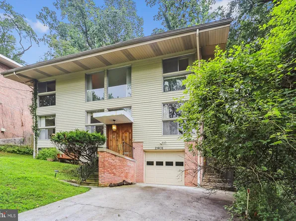 2901 Hillcrest Dr SE, Washington, DC 20020