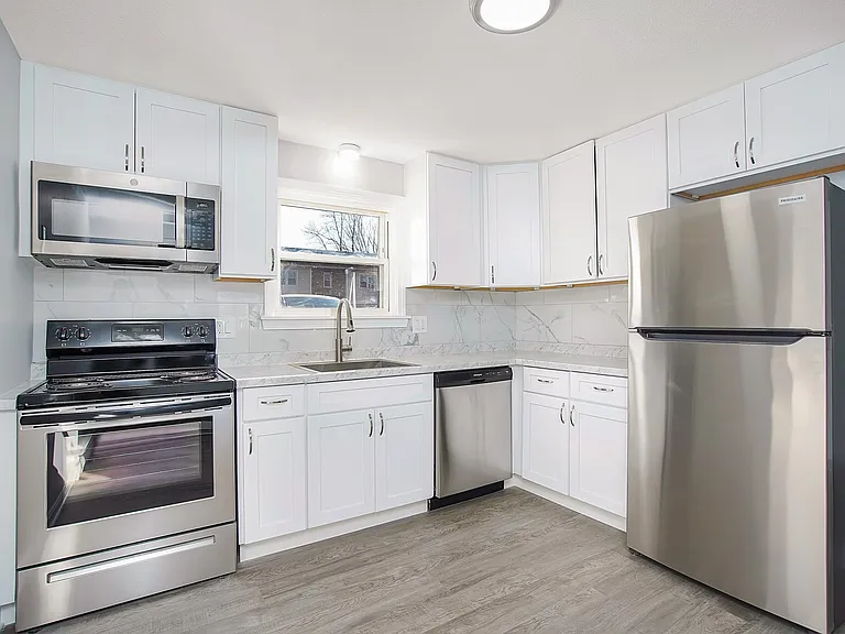 140A60 Union St #60 — Photo 2