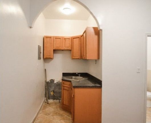 2nd image of 772 Saint Nicholas Ave APT 58