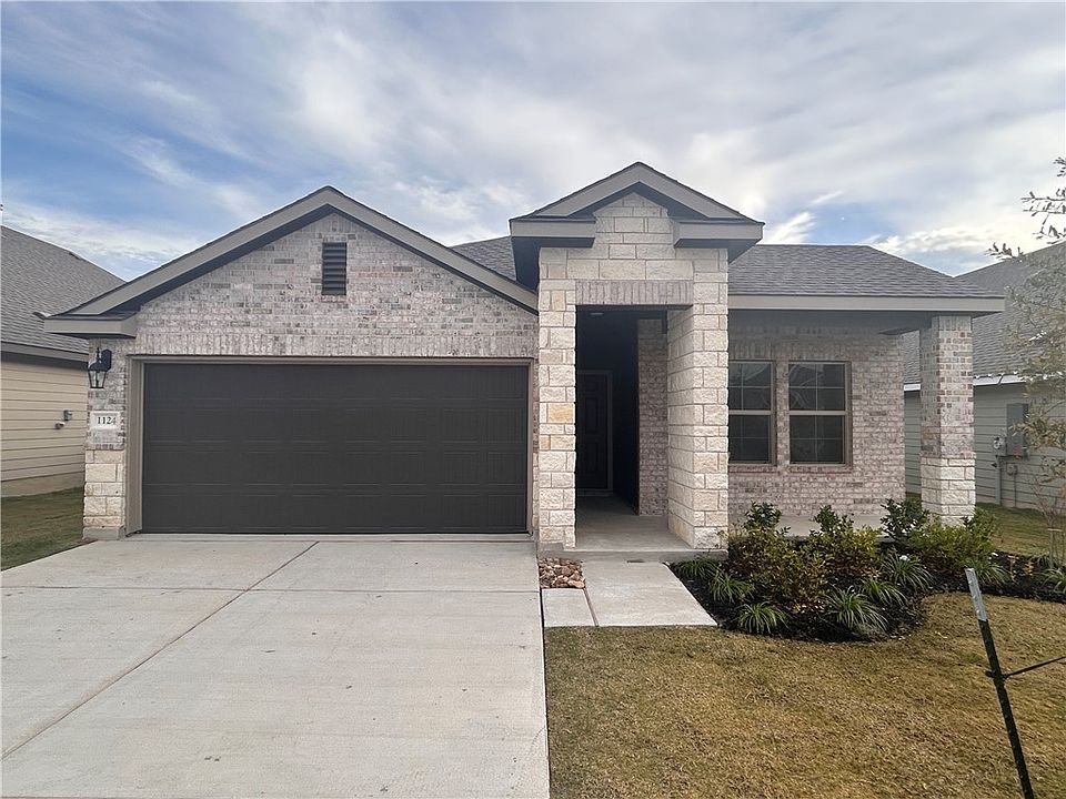 1st image of 1124 Canton Dr
