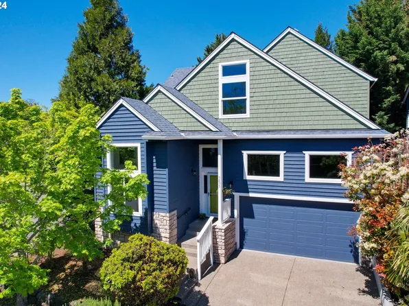 9895 NW Nottage Dr, Portland, OR 97229