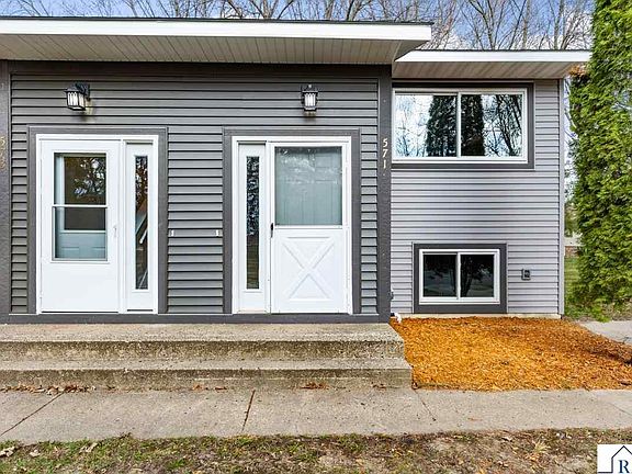 3rd image of 571 N Montgomery Ave