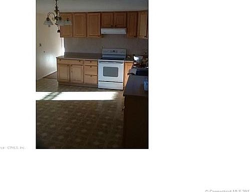 2nd image of 297 Peck Ave