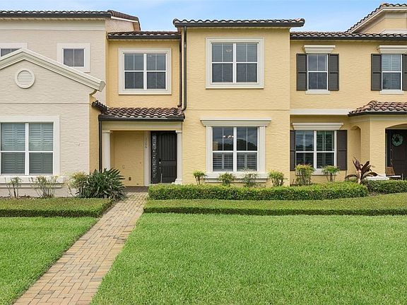 2nd image of 1106 Charming St